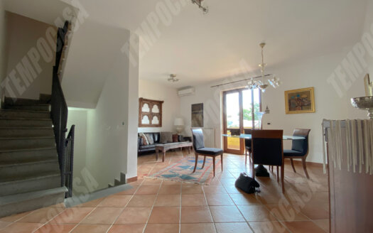 Formello, terraced villa with views of Rome, for rent. REF: MAYSO