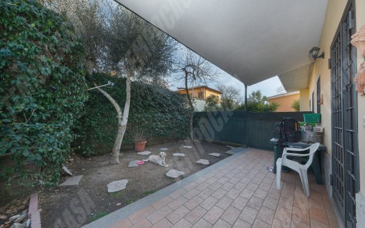 Mazzano Romano, small villa in excellent condition with garden REF: SAT