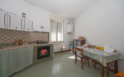 Bright apartment in downtown Formello Ref: franM