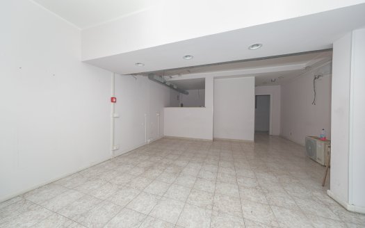 Formello, commercial premises in central area for rent. REF: GRI