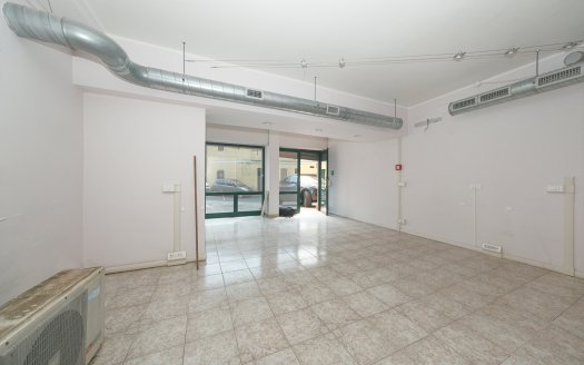 Formello, commercial premises in central area for rent. REF: GRI