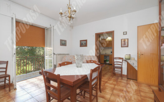 Bare ownership apartment, for sale in the center of the village REF: for